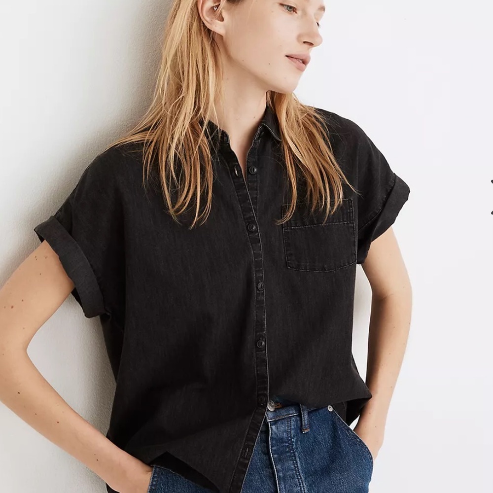 Madewell Denim Rolled Sleeve Shirt in Lunar Wash